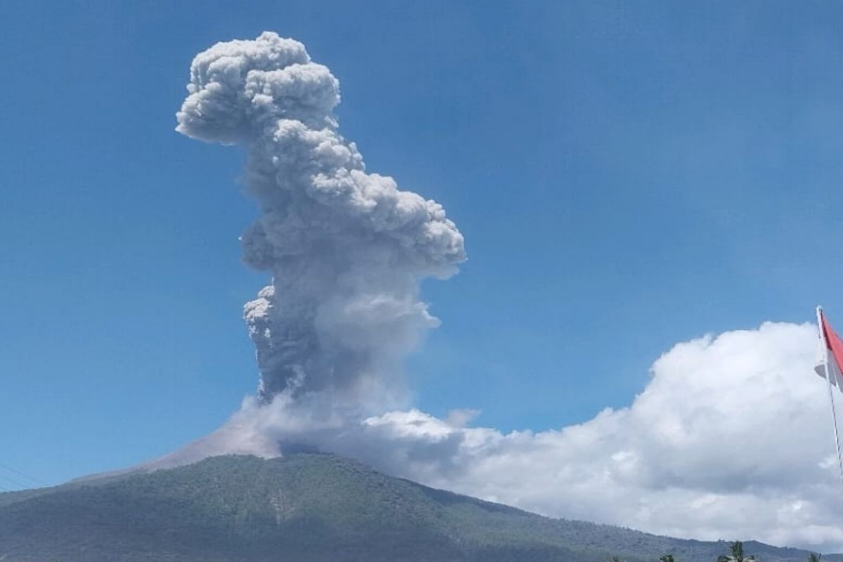 Badan Geologi: Aktivitas Gunung Lewotobi masih tinggi