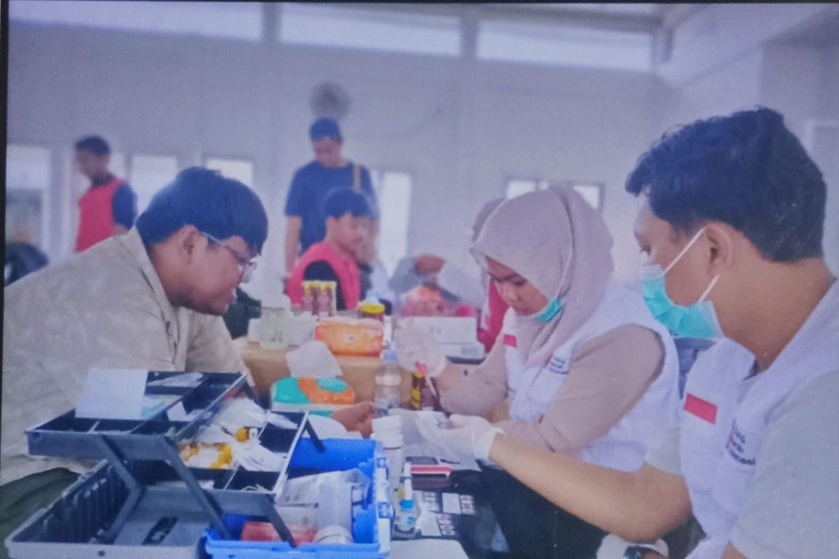 Mahasiswa KKN Unhas gandeng UTD PMI Luwu Timur  gelar aksi sumbang darah