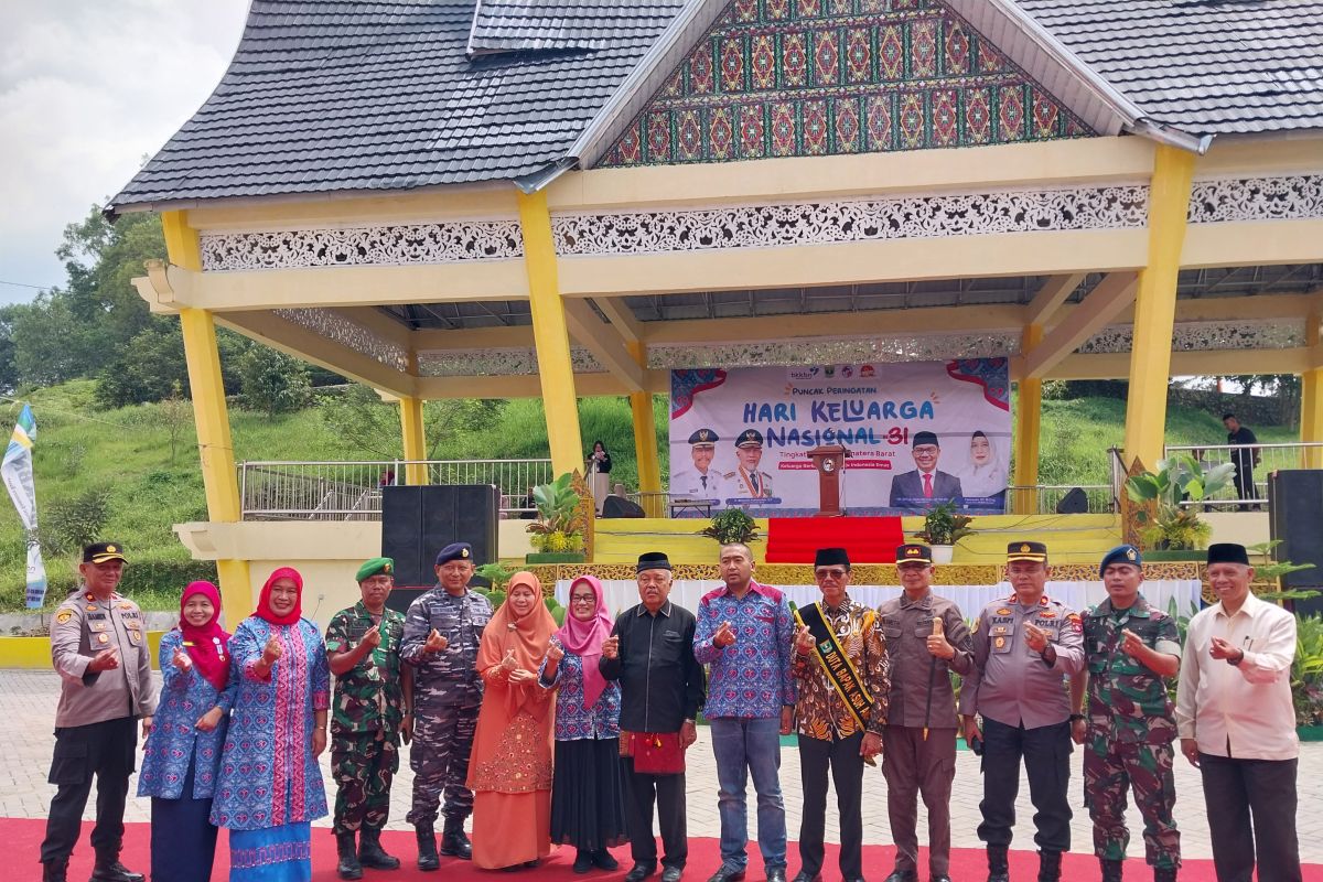 Peringatan Harganas ke-31 tingkat Sumbar momentum siapkan Generasi Emas 2045