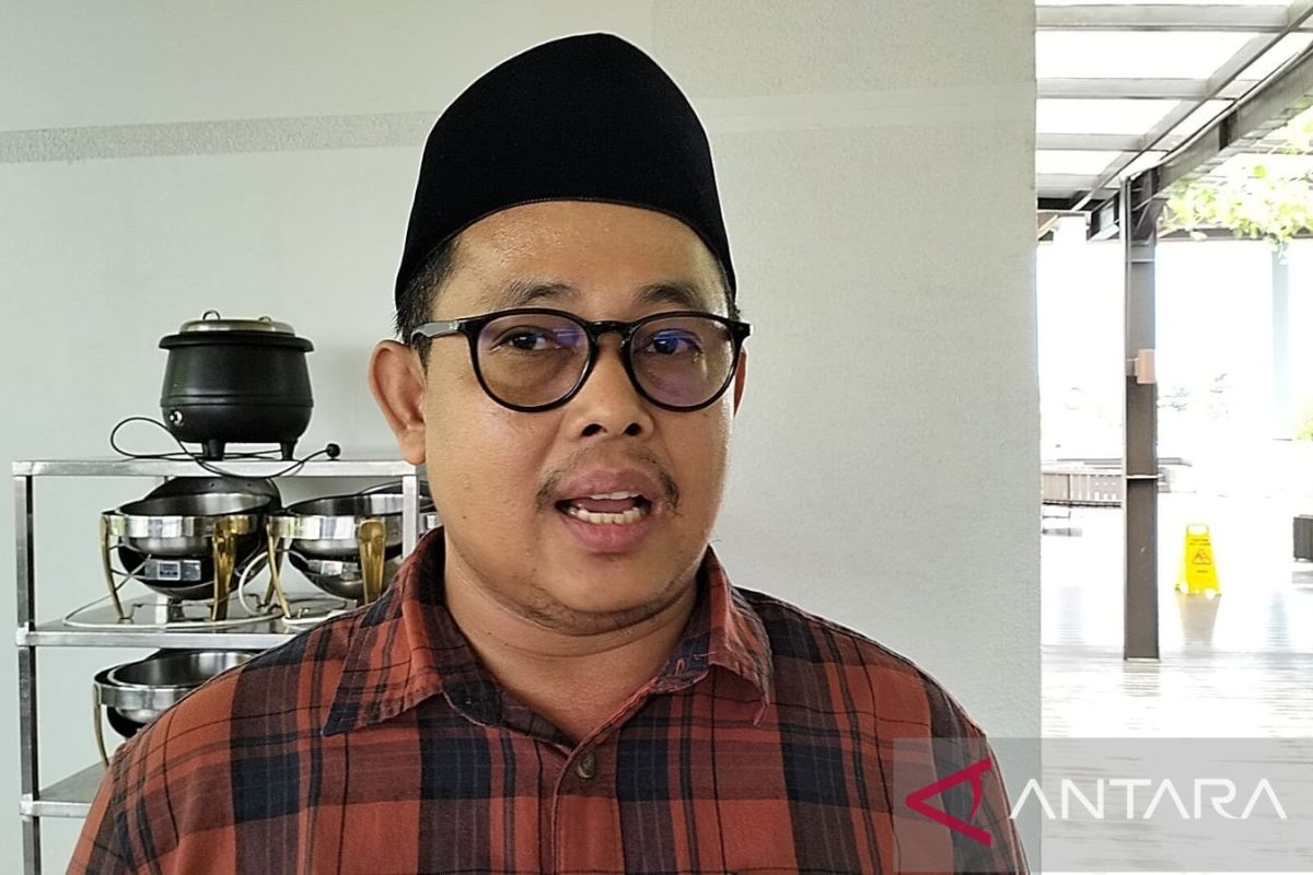 KPU Sumbar serahkan 65 calon anggota DPRD terpilih kepada Kemendagri