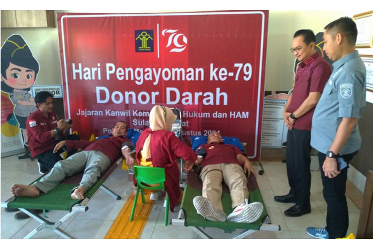 Peringati Hari Pengayoman ke-79, Kemenkumham Sulbar dan Imigrasi Polman gelar donor darah