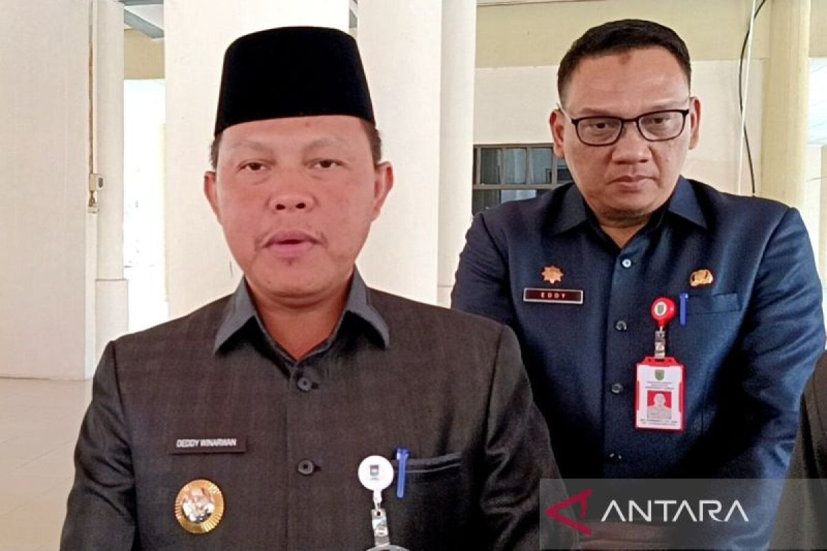 Penjabat Bupati Barsel minta ASN jangan terlibat politik praktis