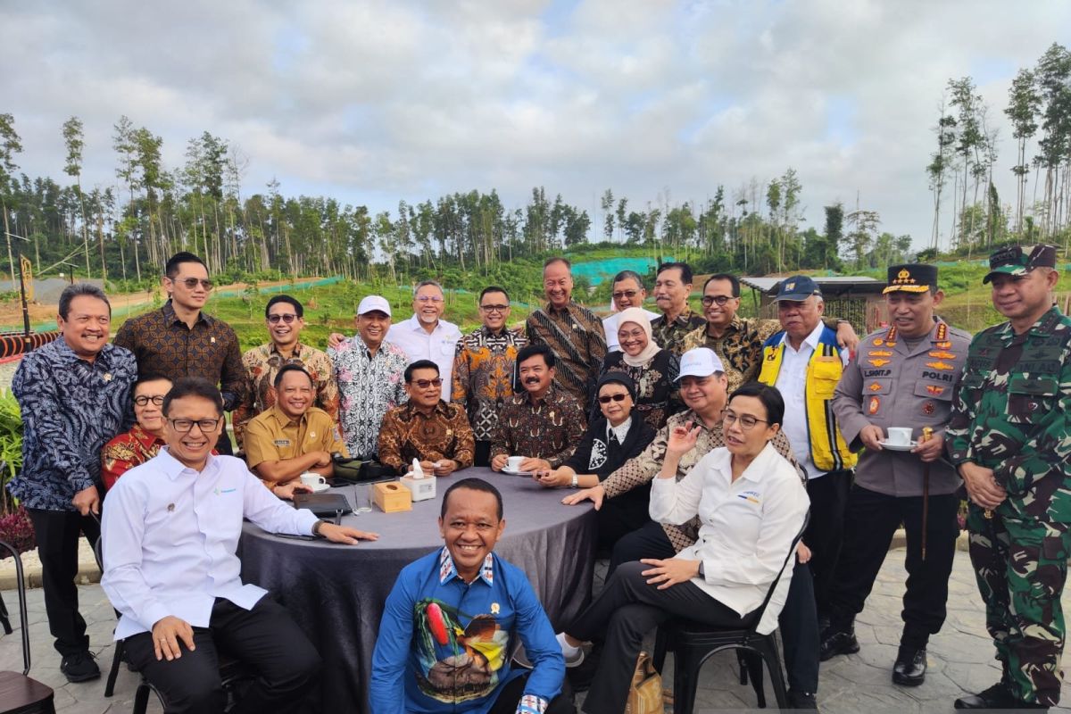 Politisi Golkar Bahlil jelaskan pertemuan dengan Jokowi dan JK