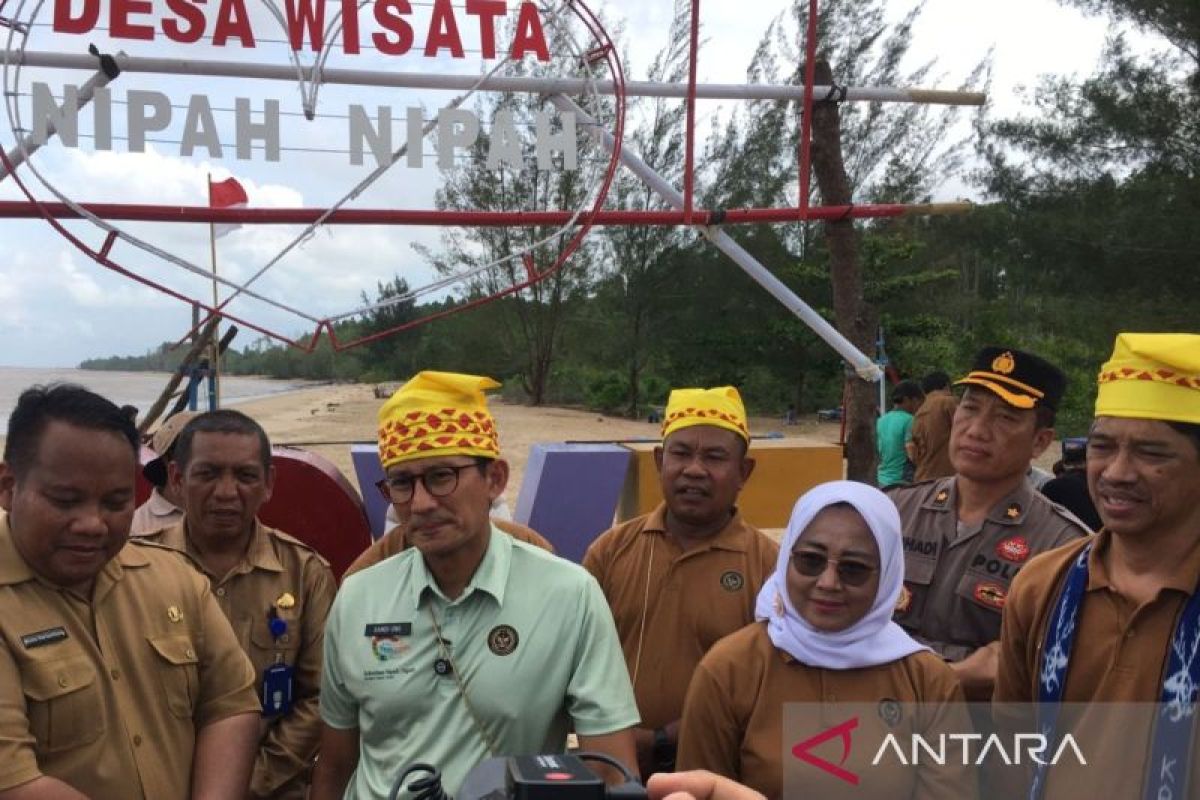 Menparekraf membantu kerek pariwisata Penajam daerah mitra IKN, Kaltim