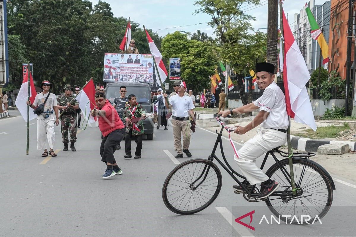 Pemkot Kendari gelar karnaval tapak tilas sambut HUT ke-79 RI 2024