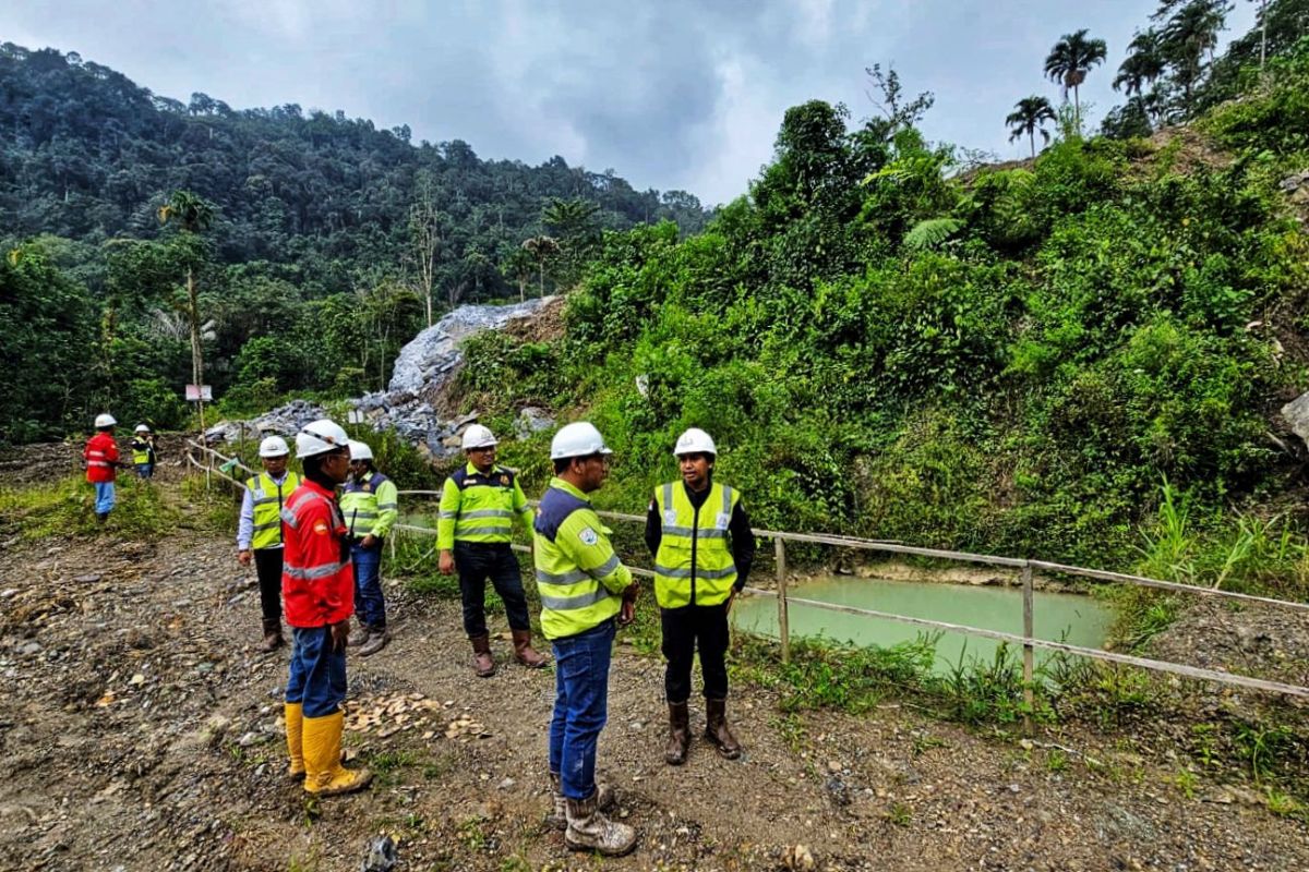 Labfor Bali menelusuri penyebab kebakaran kamp tambang emas di Sekotong