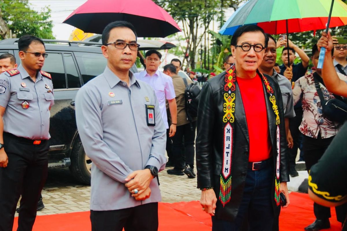 Menkumham Hadiri Rapat Kabinet di IKN dan Sambangi Lapas Balikpapan