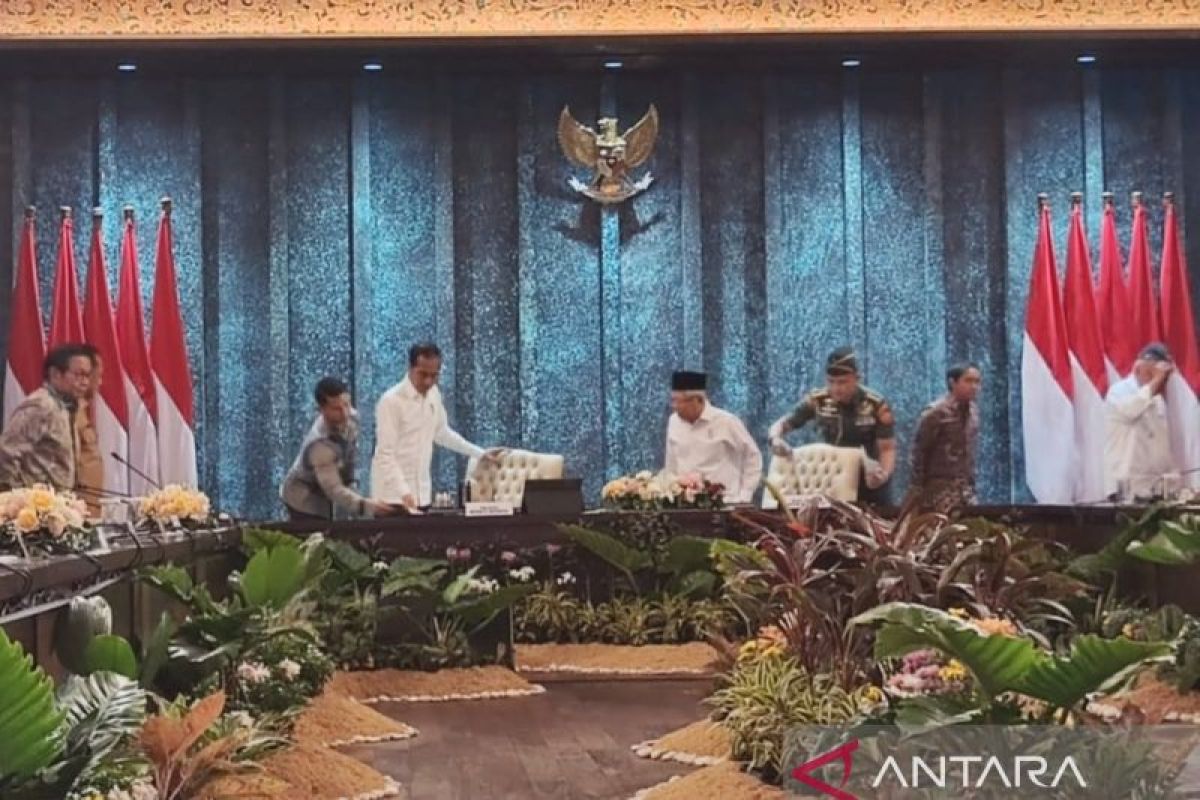 Presiden tekankan pentingnya para gubernur membuat cadangan data berlapis