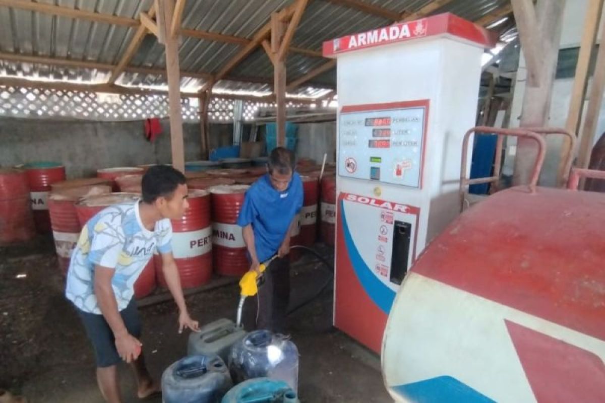 Pertamina pastikan stok solar di Kupang mampu penuhi kebutuhan nelayan