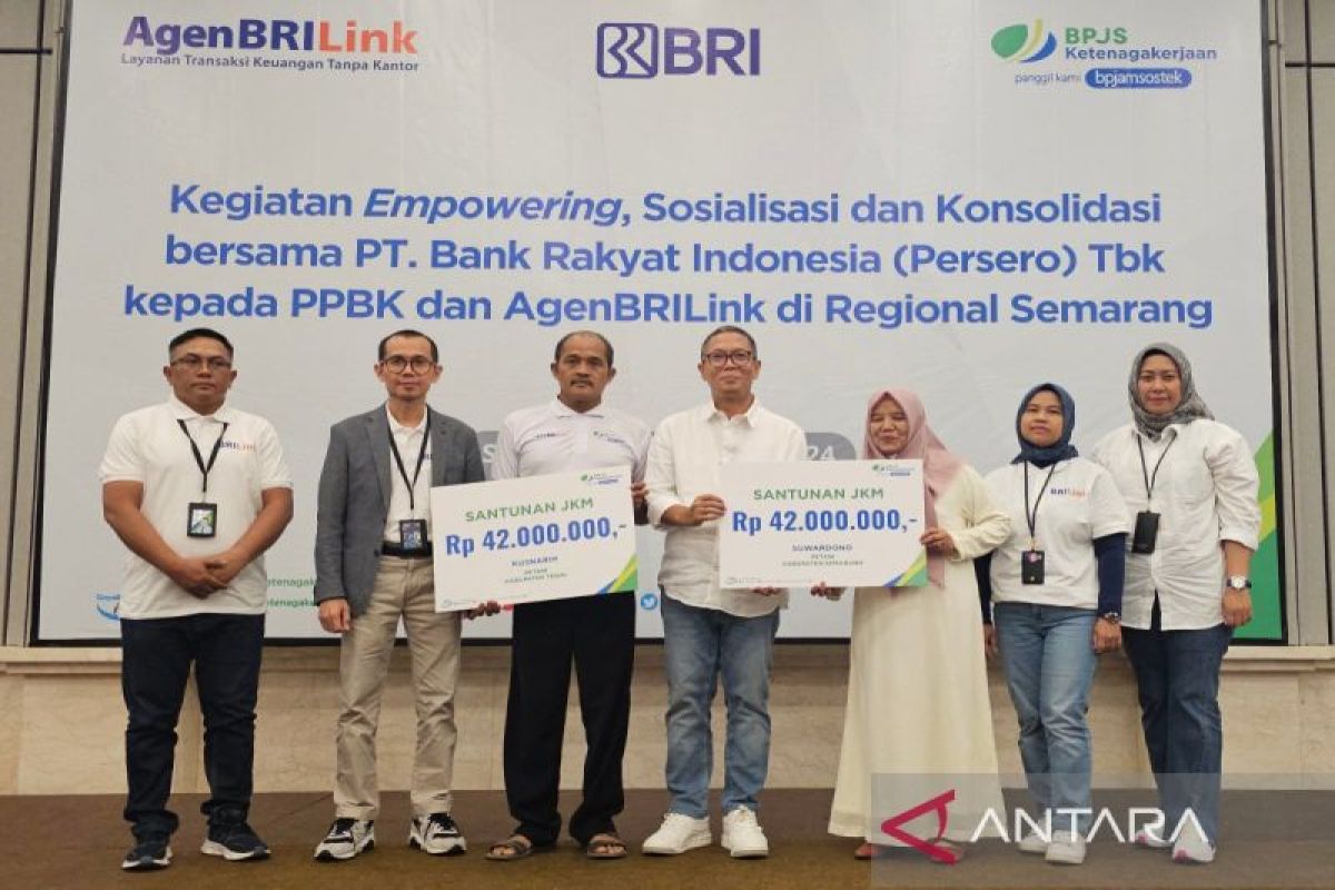 Ahli waris peserta BPJAMSOSTEK dari agen BRILink terima santunan kematian