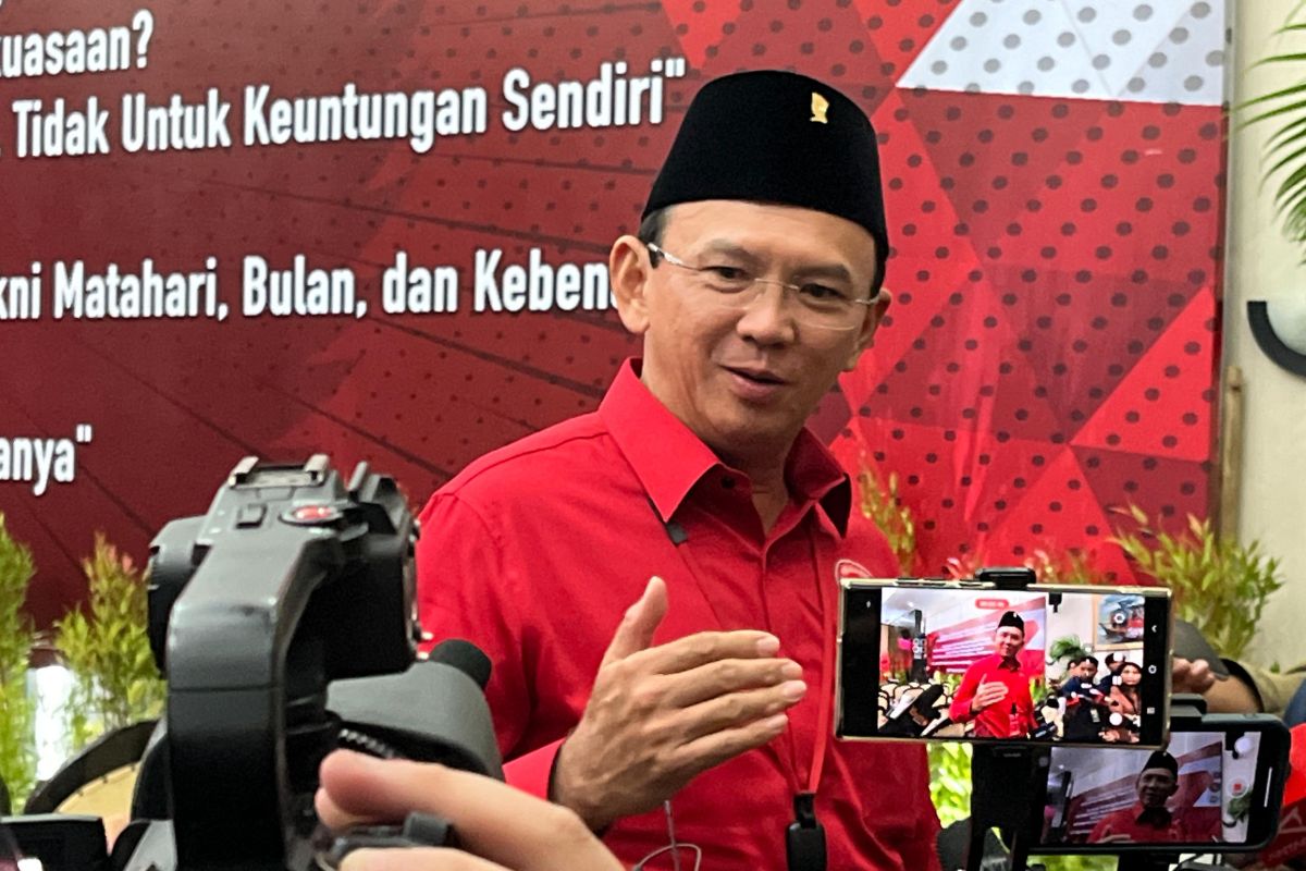 Ahok: Saya sedih Airlangga Hartarto dan Jusuf Hamka mundur dari Partai Golkar