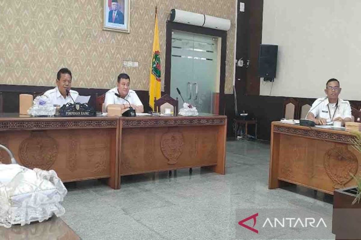 Mayoritas diisi wajah baru, pelantikan anggota DPRD Kalteng dilaksanakan 28 Agustus 2024