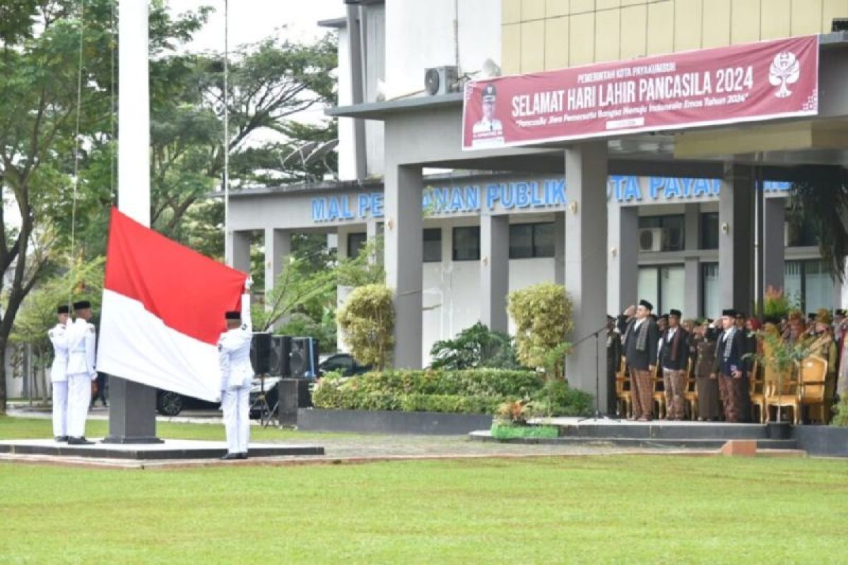 Upacara peringatan hari lahirnya Pancasila Di Kota Payakumbuh berlangsung Khidmat