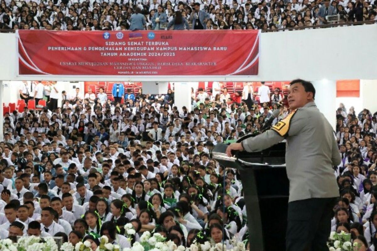 Kapolda Sulut ajak mahasiswa  Unsrat jadi generasi muda taat hukum