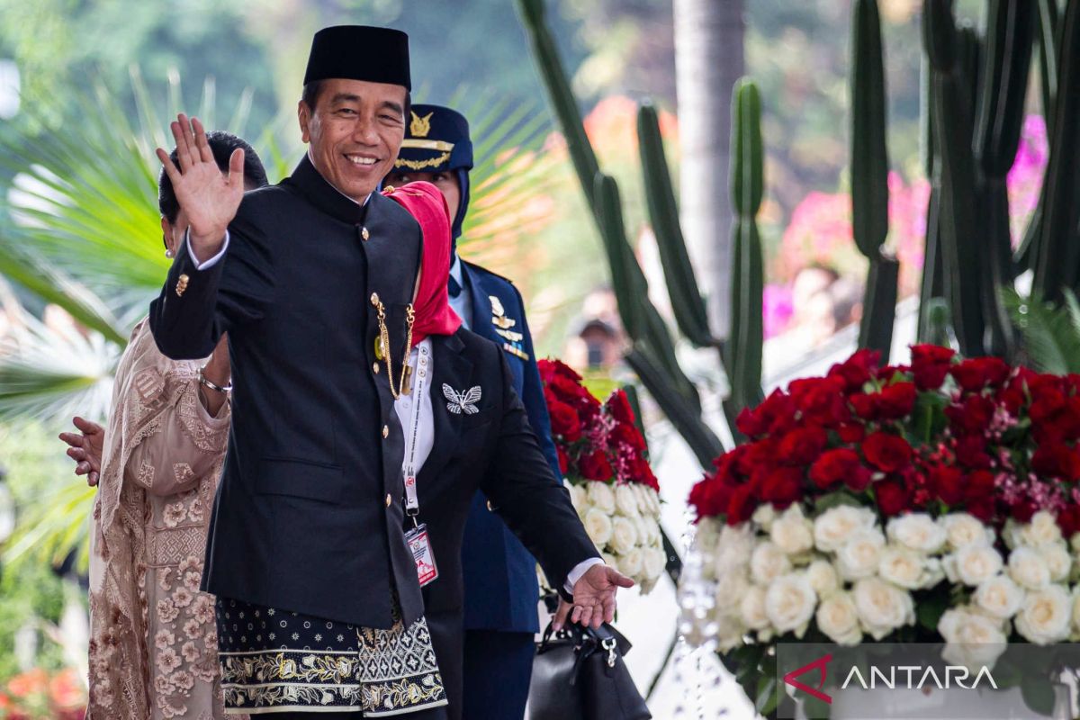 Jelang Hari Kemerdekaan RI, kesederhanaan baju adat berbalut makna mendalam