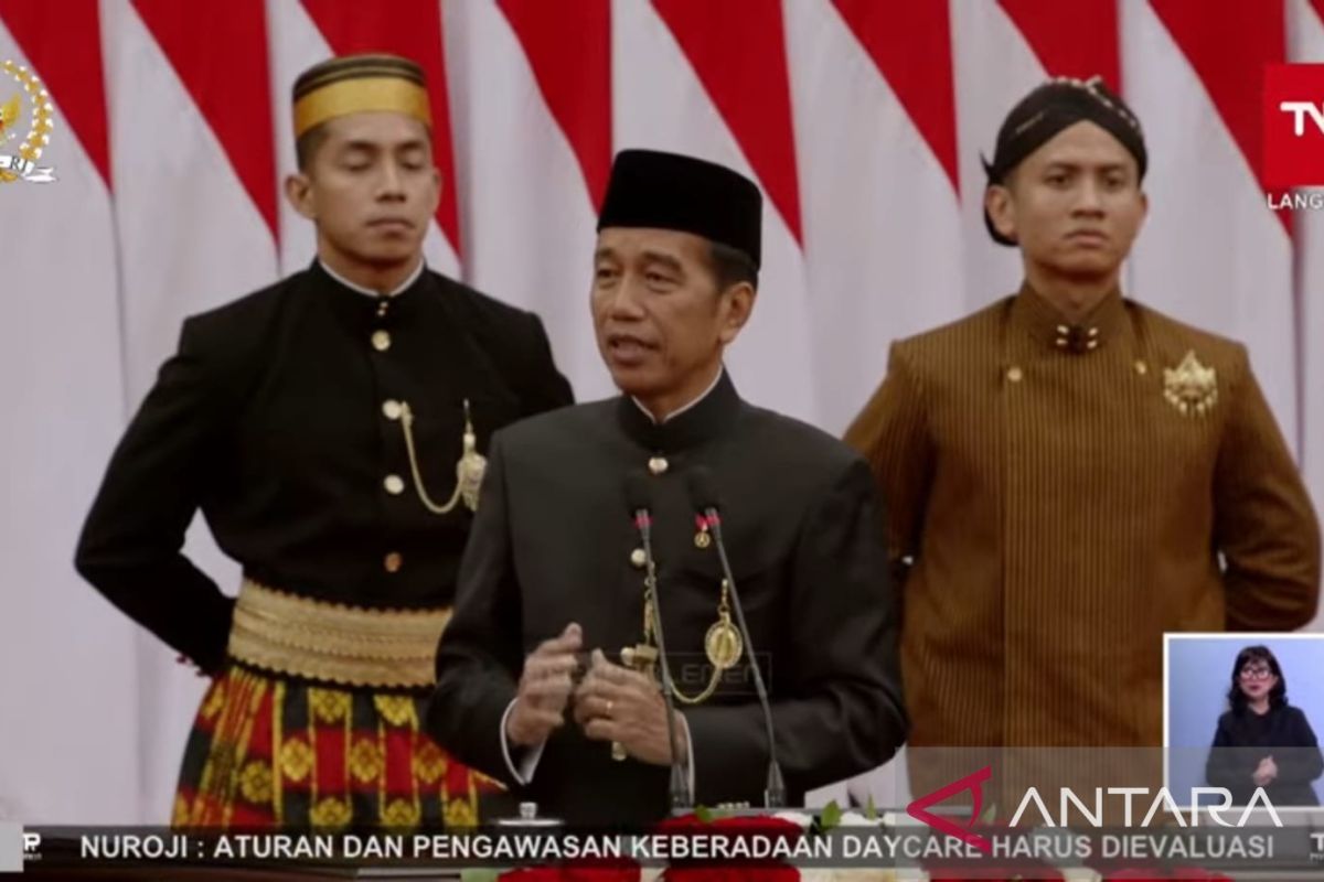 Presiden Jokowi ke Prabowo: Izinkan saya serahkan tongkat estafet kepemimpinan