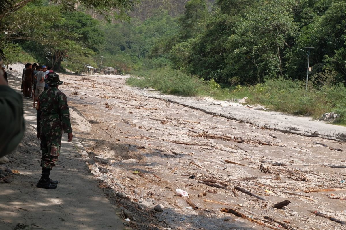 BPBD: Sungai Ngarai Sianok Bukittinggi kembali alami banjir bandang (Video)