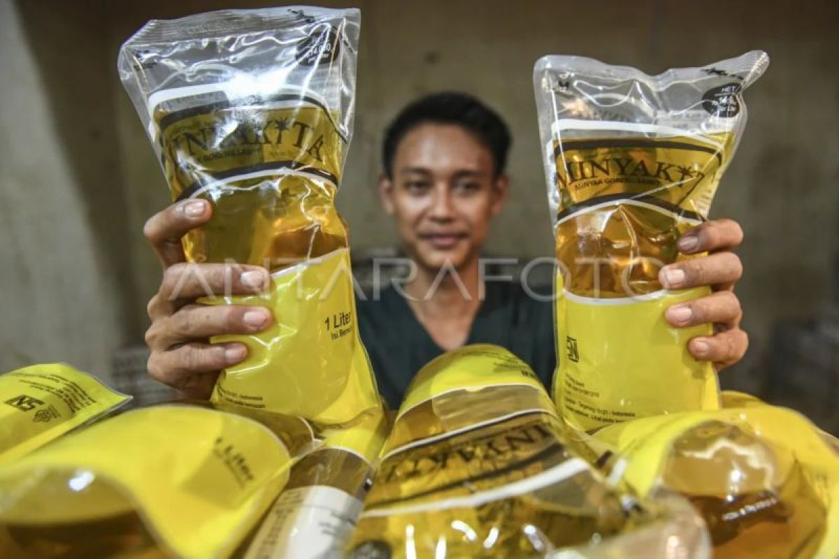 Pemda DIY minta distributor tidak buru-buru naikkan harga Minyakita