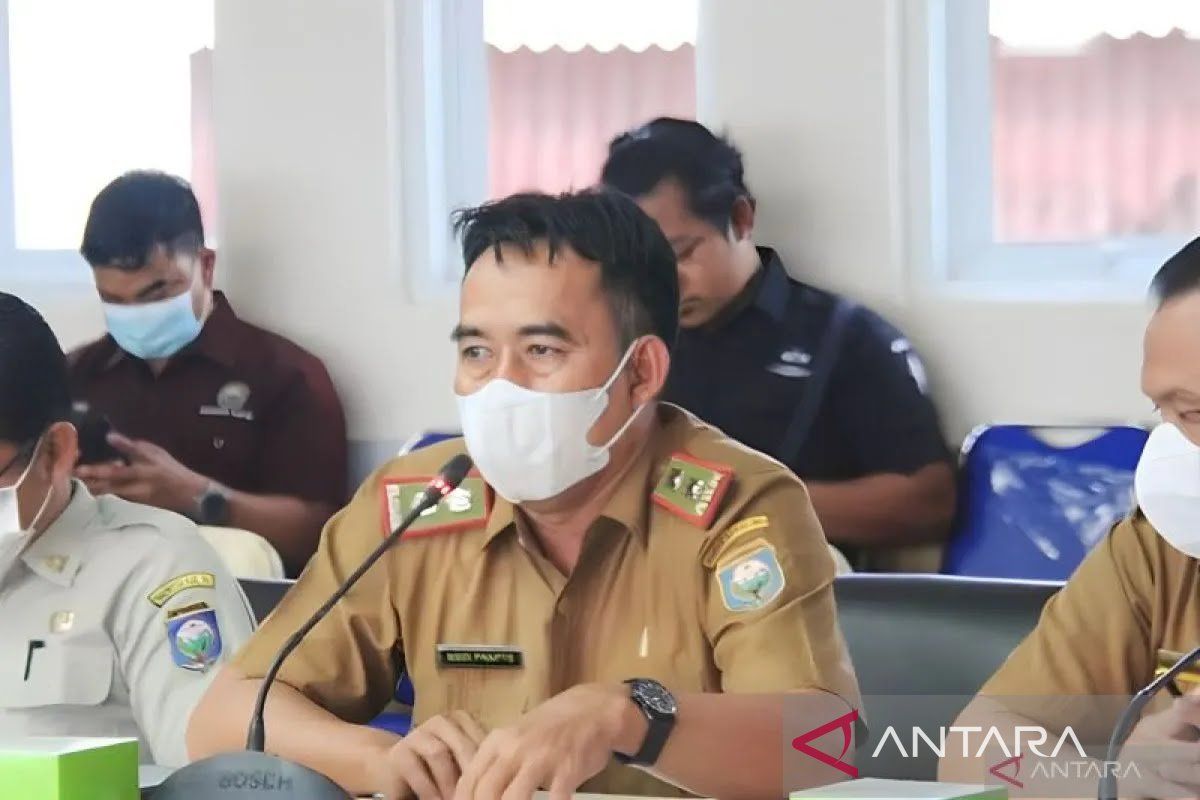 Dinkes OKU minta warga gunakan  masker cegah ISPA