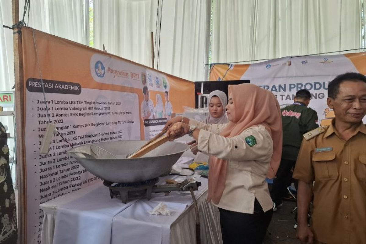 Sekda Lampung sebut LKS SMK jadi tolok ukur pembelajaran di sekolah