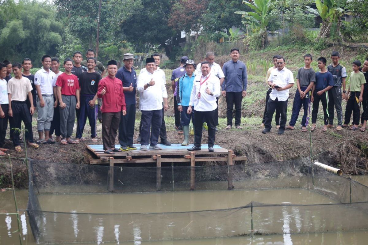 Riau dorong pertumbuhan ekonomi  mandiri Ponpes Modern Al Kautsar