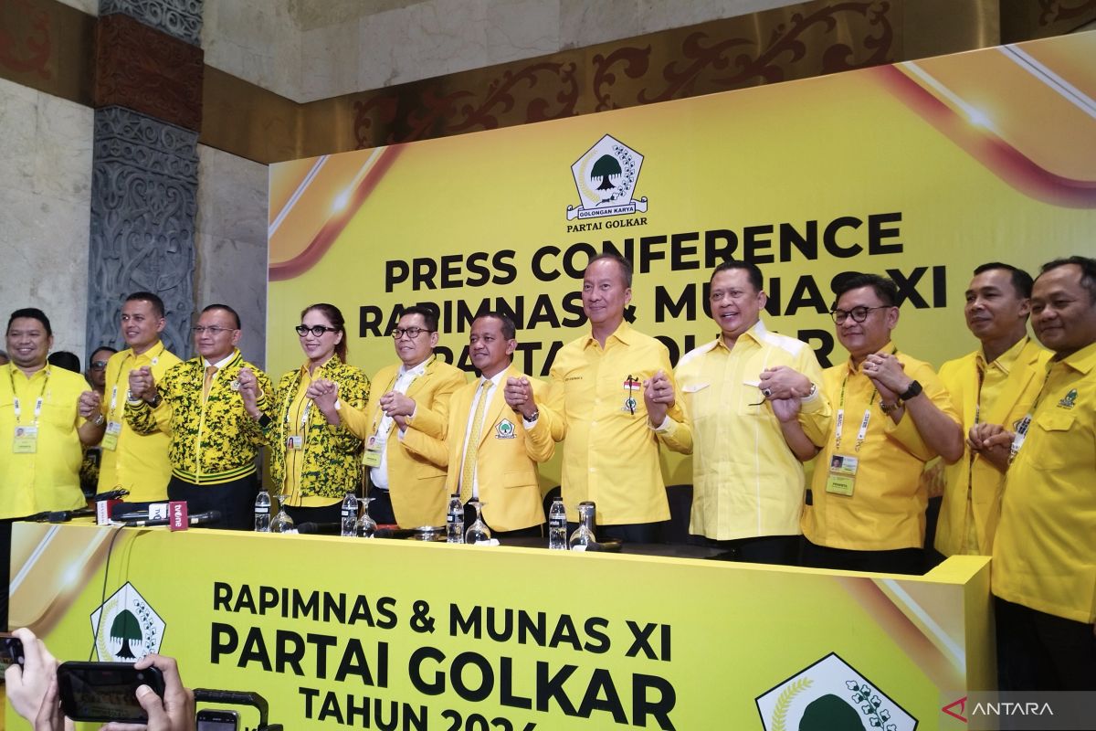 Bahlil tegaskan tak ada rencana jadikan Jokowi sebagai Ketua Dewan Pembina Golkar