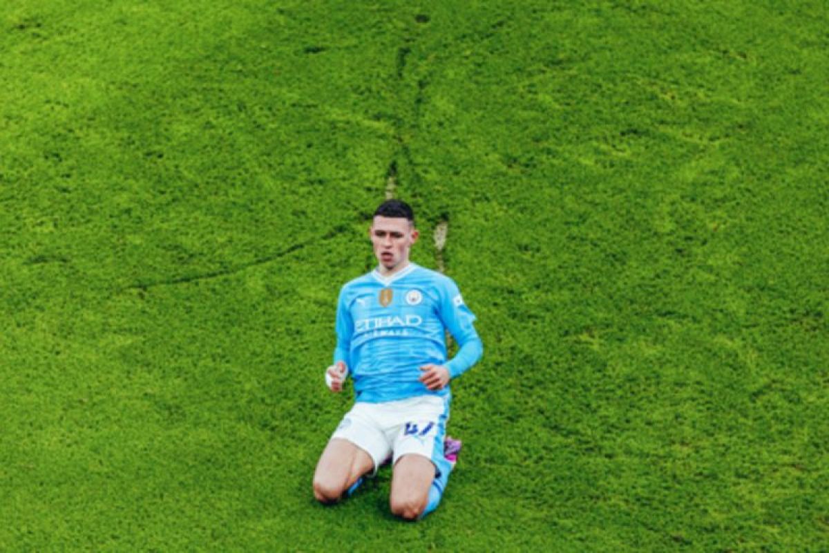 Phil Foden dinobatkan sebagai Pemain Pria Terbaik 2023/24 versi PFA