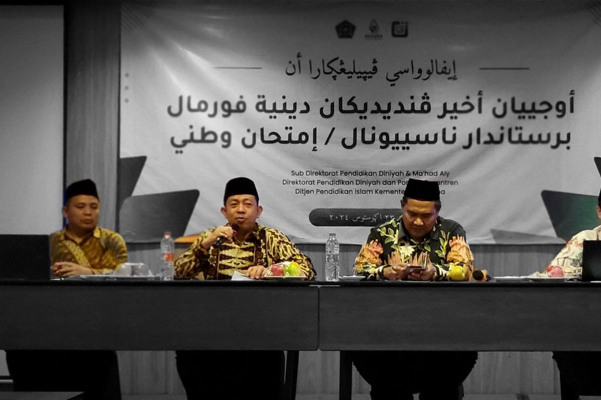 Pemerintah patok pendidikan diniyah formal ada di setiap provinsi di Indonesia