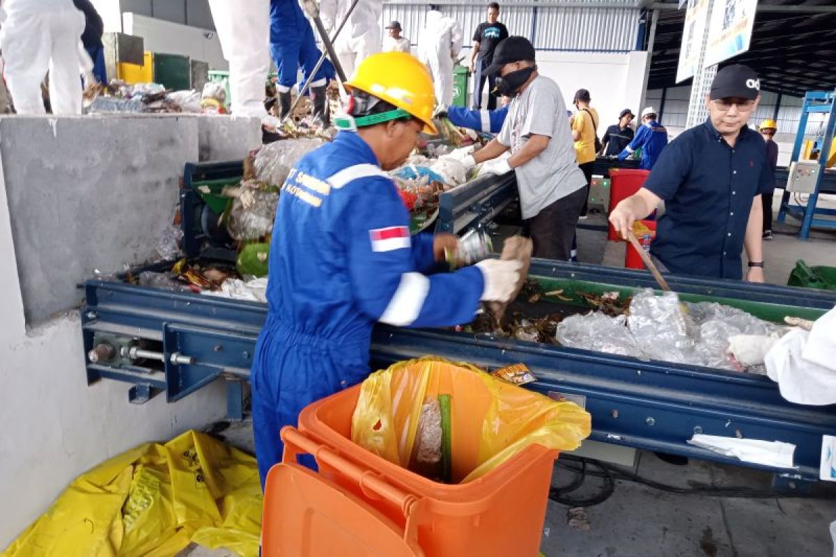 Mataram dapat bantuan Rp800 juta untuk bangun bank sampah induk