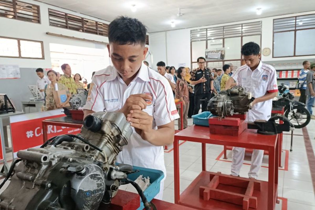 Menyiapkan tenaga kerja terampil Jayapura