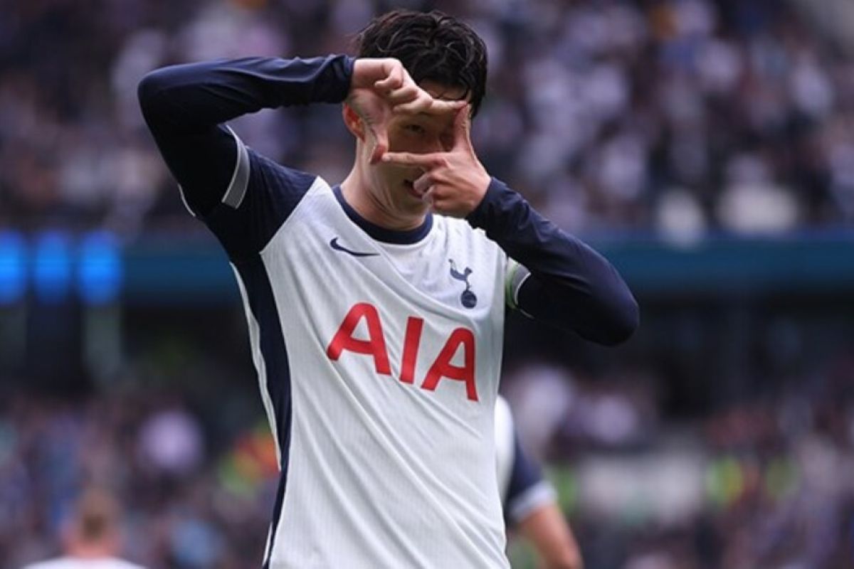 Gol Son Heung-Min bantu Tottenham hantam Everton