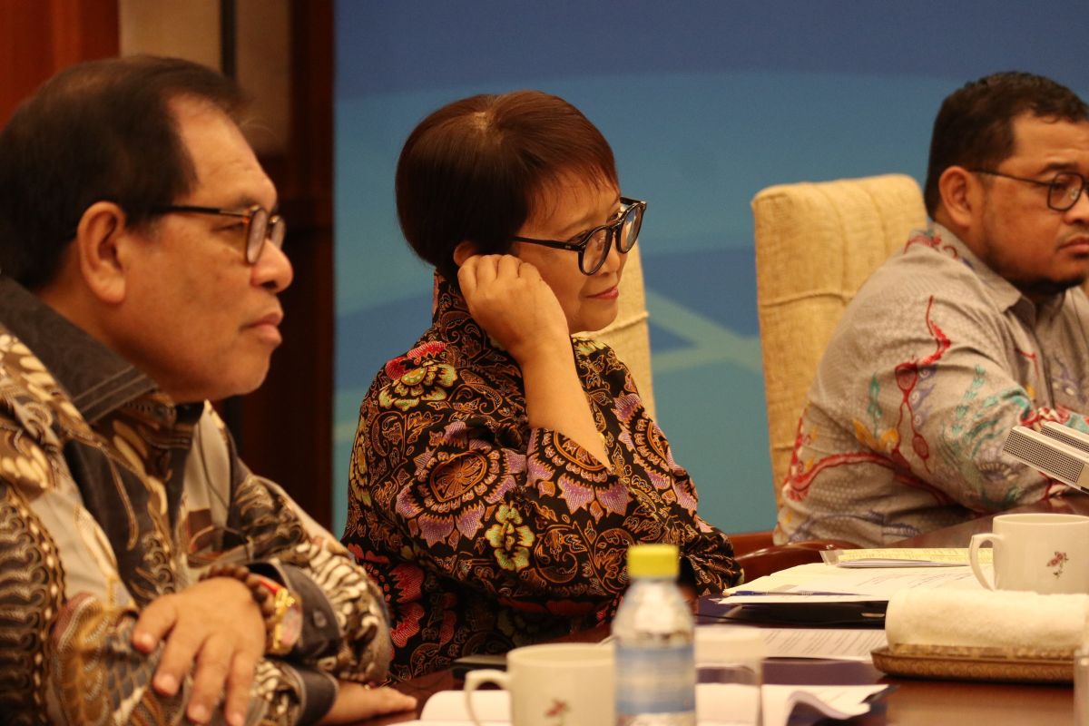 Menlu Retno tak akan jauh dari kegiatan diplomasi setelah "pensiun"