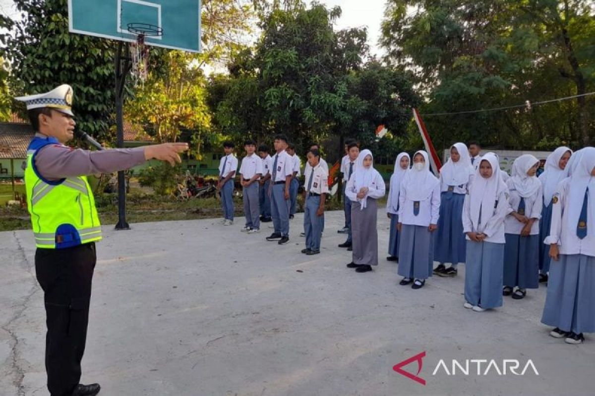 Polres Batang giatkan edukasi melalui Polisi Goes to School