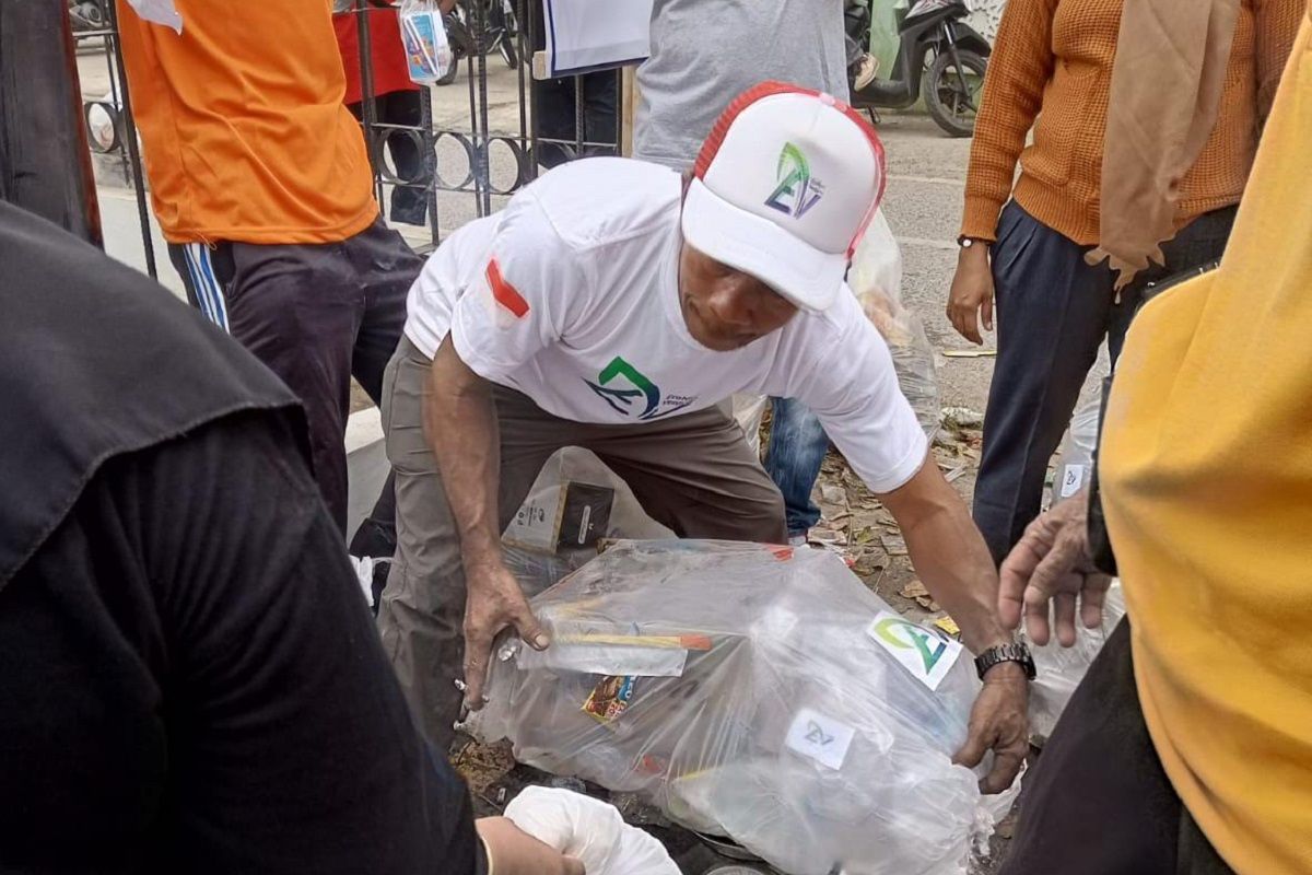 Jalan santai Econext Ventures di Sawahlunto juga kumpulkan ratusan kilogram sampah