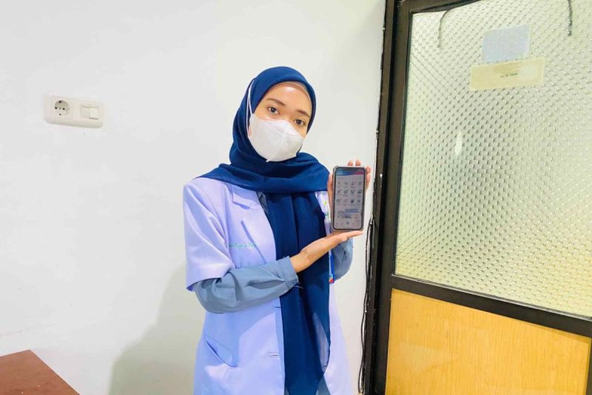 Dokter muda ini apresiasi kemudahan layanan administrasi melalui aplikasi Mobile JKN