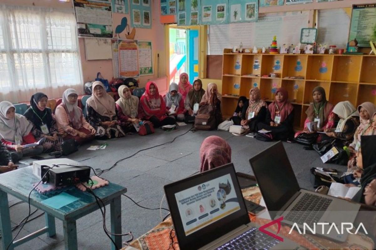 UNP beri pendampingan pengembangan kurikulum Merdeka berbasis kearifan lokal bagi IGTK