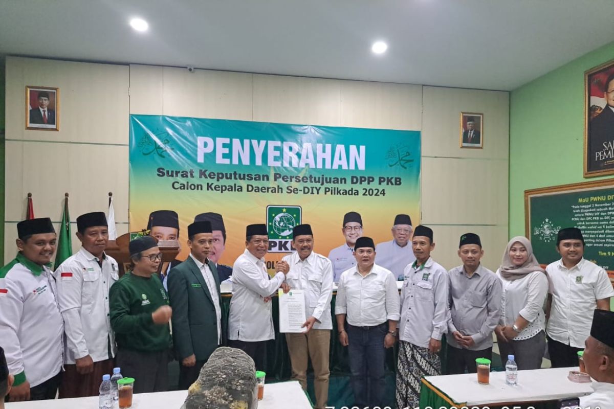 PKB DIY menyerahkan rekomendasi pada Marija-Yusron di Pilkada Kulon Progo