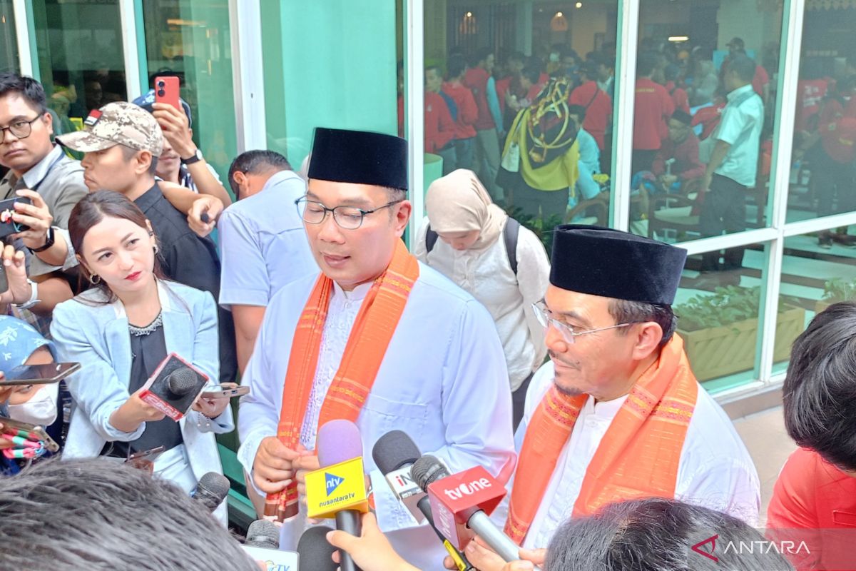 Ridwan Kamil-Suswono daftar Pilkada 2024 di KPU Jakarta