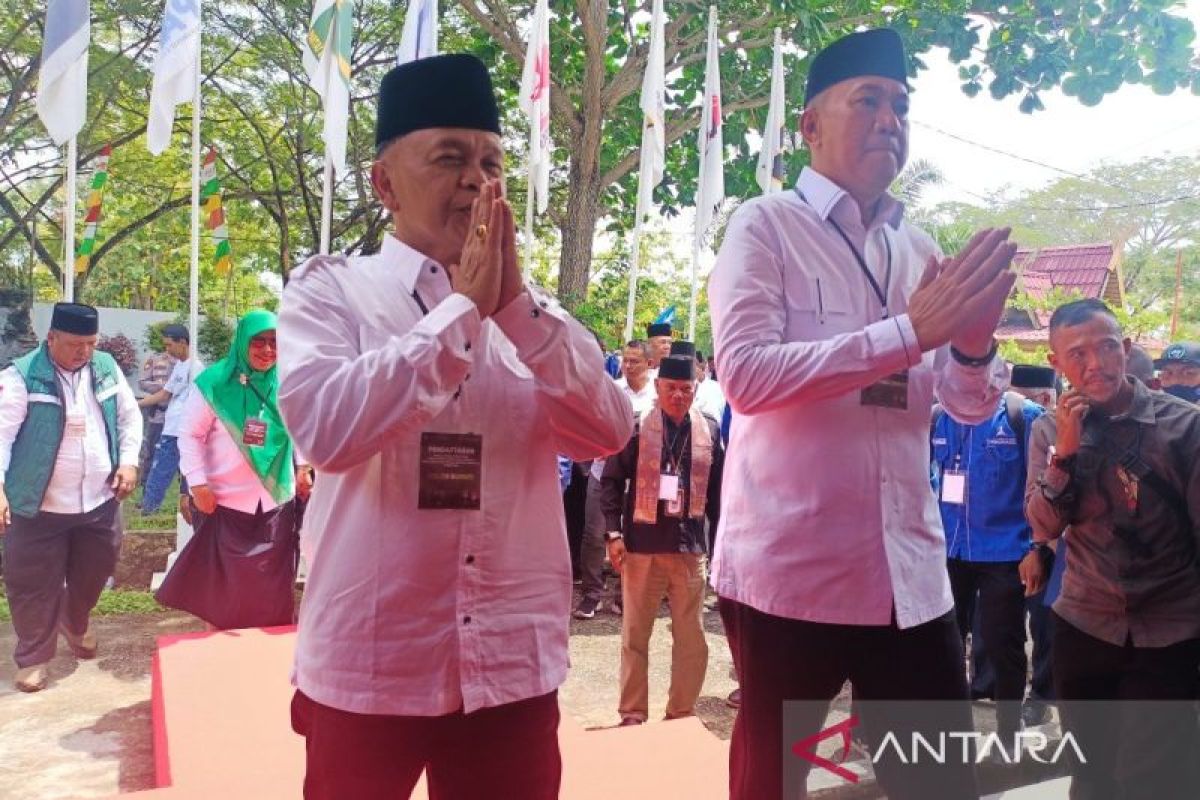 Asmar-Muzamil jadi kontestan pertama yang mendaftar ke KPU untuk maju ke Pilkada 2024