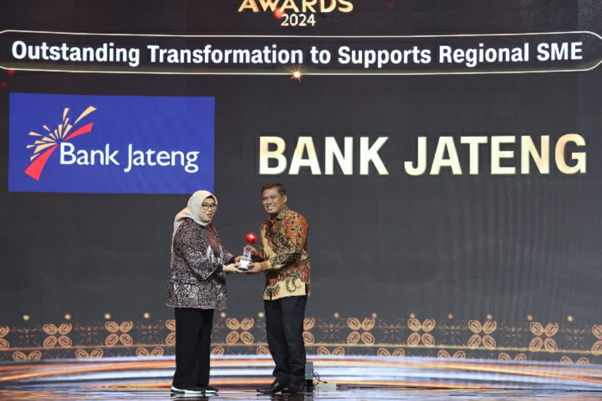 Bank Jateng borong "CNN Indonesia Awards"