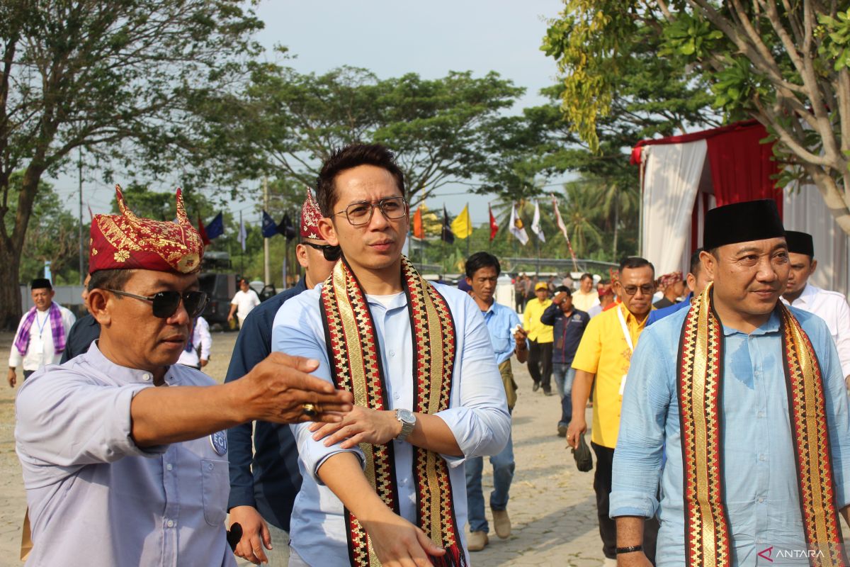 KPU Lampung Selatan terima pendaftar pertama pasangan Egi-Syaiful