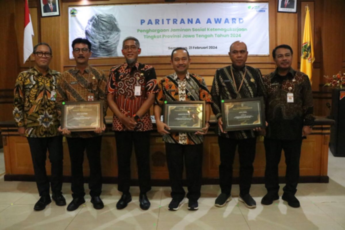 Pemkot Tegal raih Paritrana Award