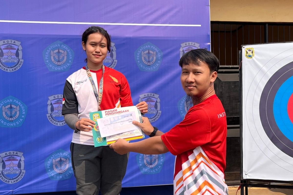 Mahasiswa Itera raih medali perunggu di ajang panahan Wali Kota Bandar lampung Cup 1