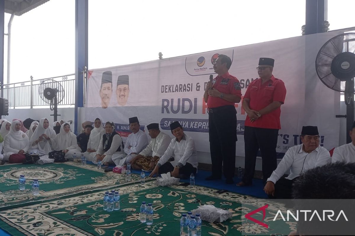 Rudi-Rafiq gelar doa bersama jelang pendaftaran ke KPU Kepri