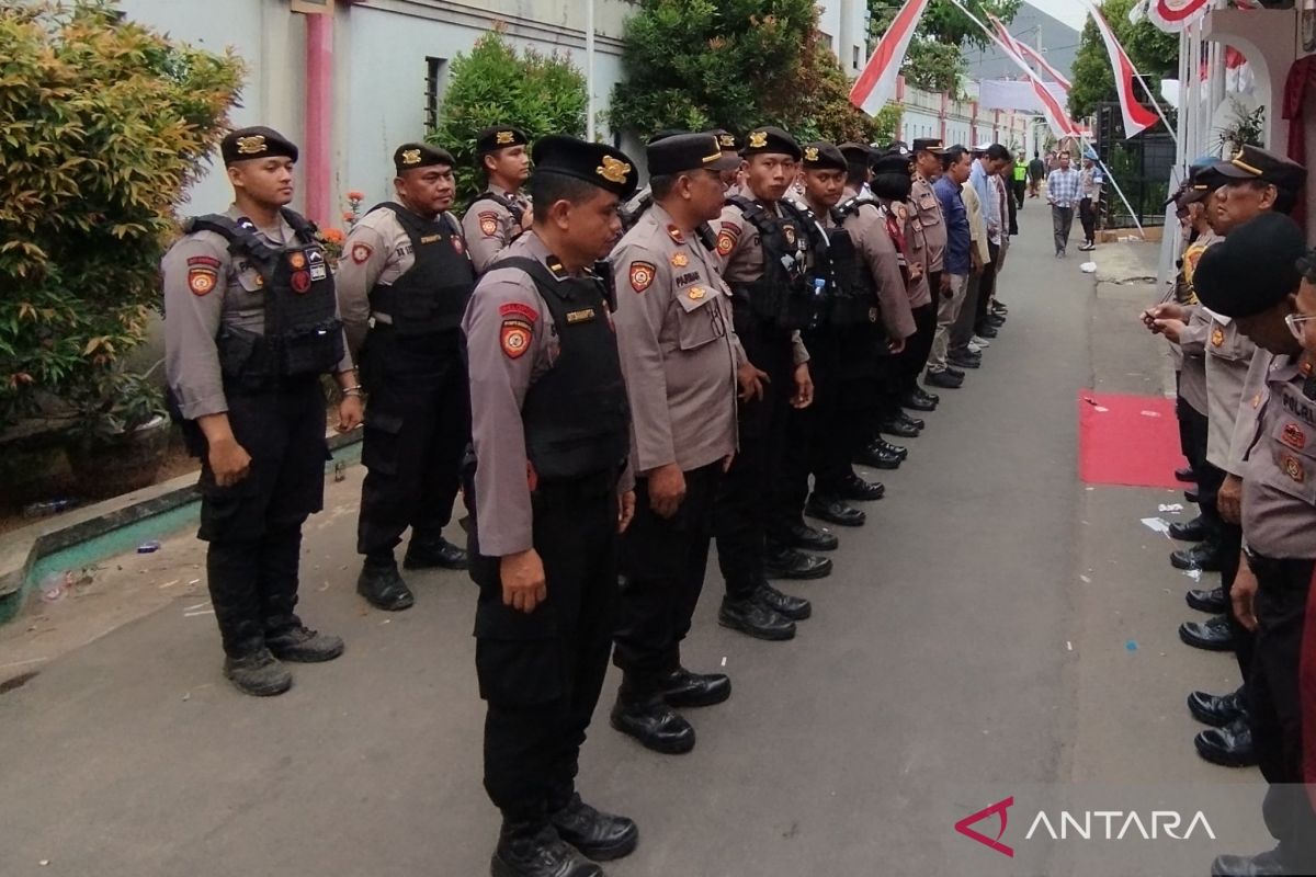 Polres Kudus  terjunkan 200 personel kawal pendaftaran paslon