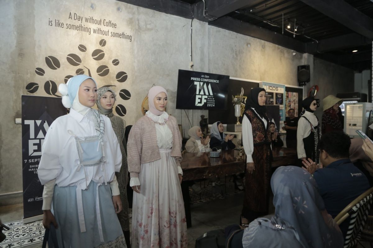 Perancang busa Indonesia akan meramaikan Tokyo Muslim Fashion Festival 2024