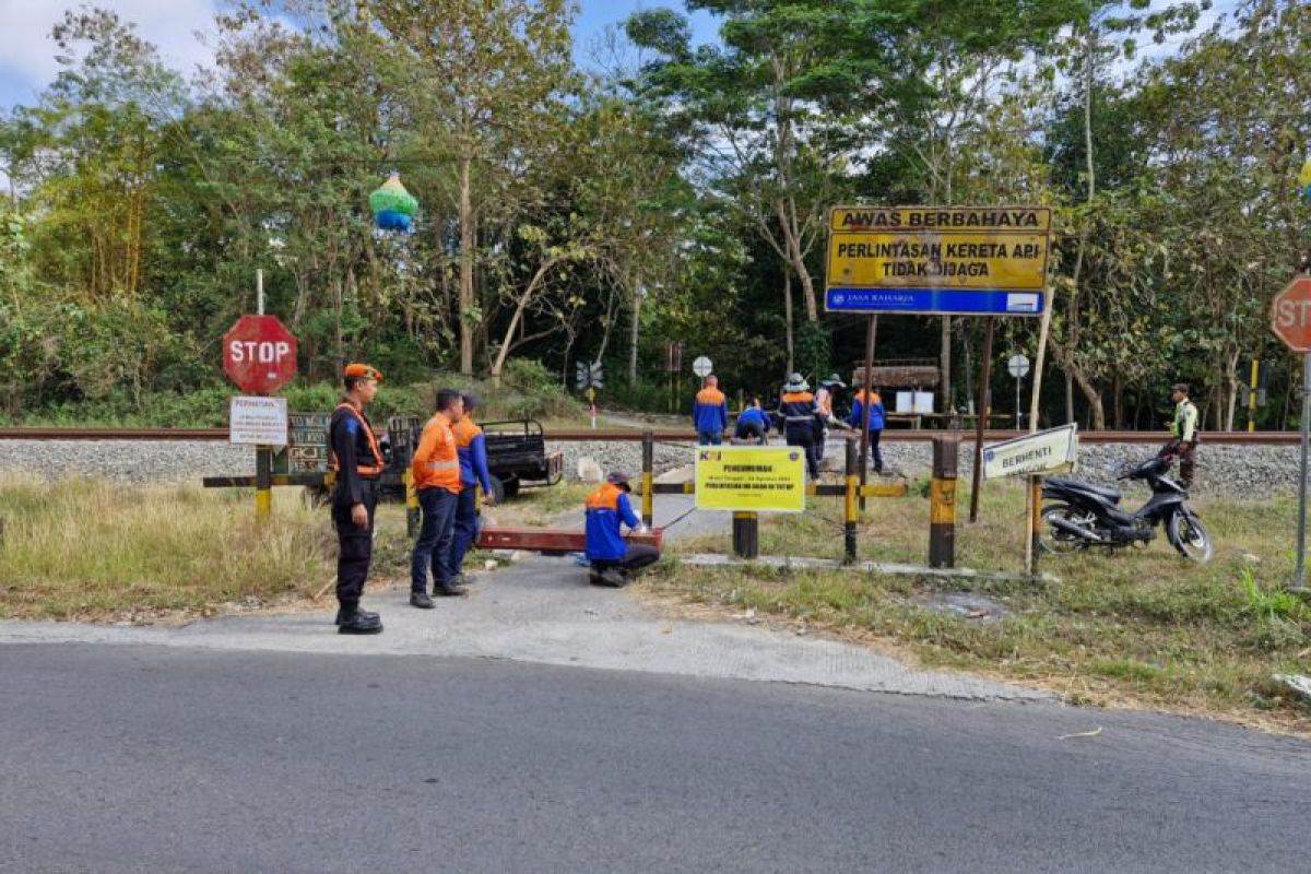 Daop 6 Yogyakarta menutup dua perlintasan di Kulon Progo-Sukoharjo