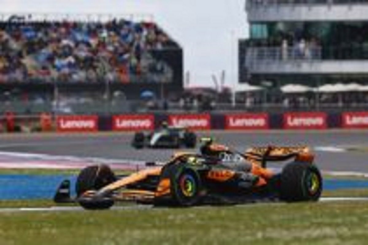 Formula 1 - Pembalap McLaren Norris pangkas selisih poin dari Verstappen