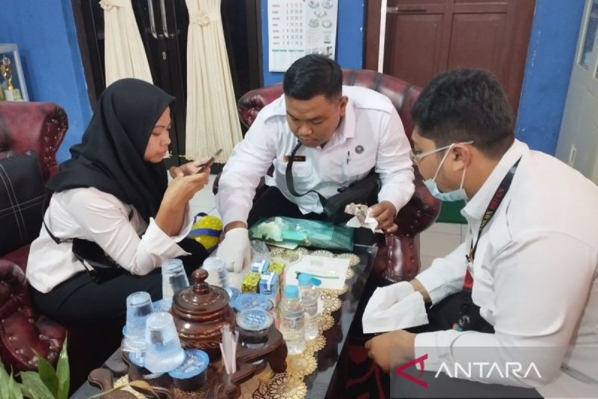 Dua orang siswa di Palangka Raya diduga bawa alat isap sabu