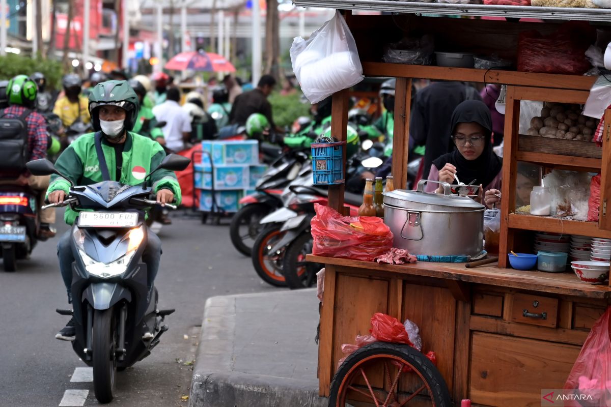 Pengamat soroti tuntutan tarif batas bawah-atas layanan kurir online